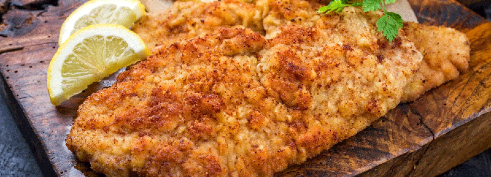 A plate of chicken schnitzel 