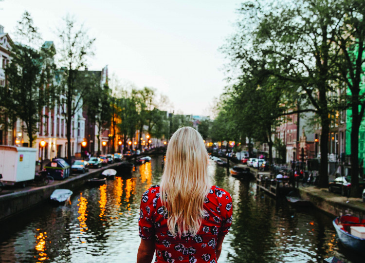 Why Travel With Us | Topdeck Travel
