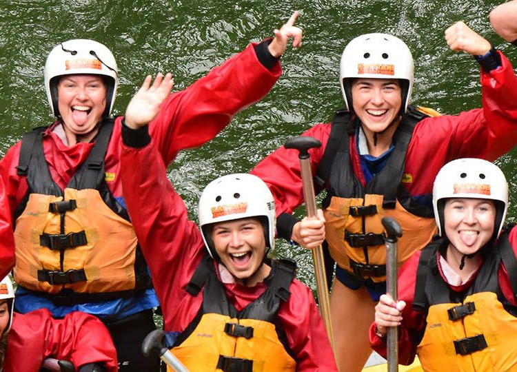 Topdeck group photo rafting