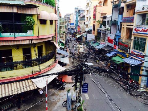 Tangled street wires in Ho Chi Minh City
