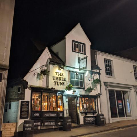 The Three Tuns pub in York