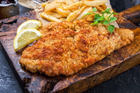 A plate of chicken schnitzel 