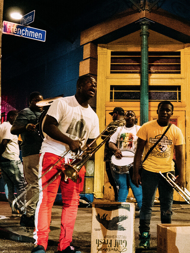 Street band playing jazz music in New Orleans.