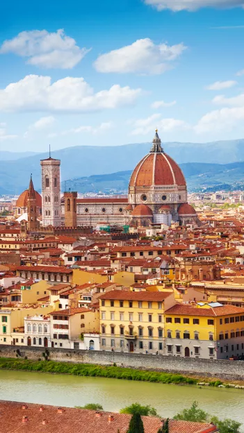 Panoramic view of Florence, featuring the Cattedrale di Santa Maria del Fiore.